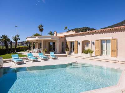 Bright 5 bedroom Villa for sale with sea view in Beaulieu sur Mer, Cote d'Azur French Riviera