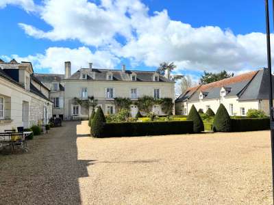 Renovated 13 bedroom Chateau for sale in Chinon, Centre